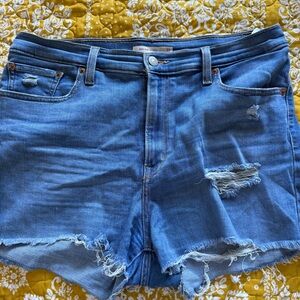 Levis High Rise Shorts